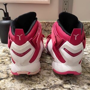 Lebron Soldier 9 - Pink Breast Cancer Awareness